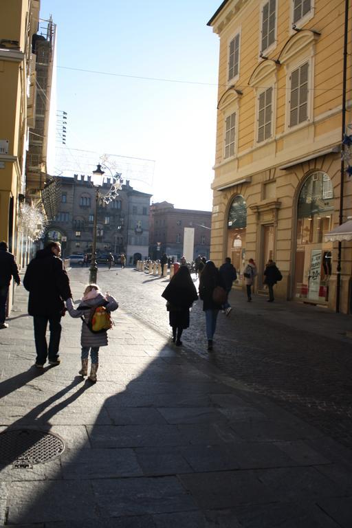 Apartmán Il Tenore D'Oro Centralissimo Parma Pokoj fotografie